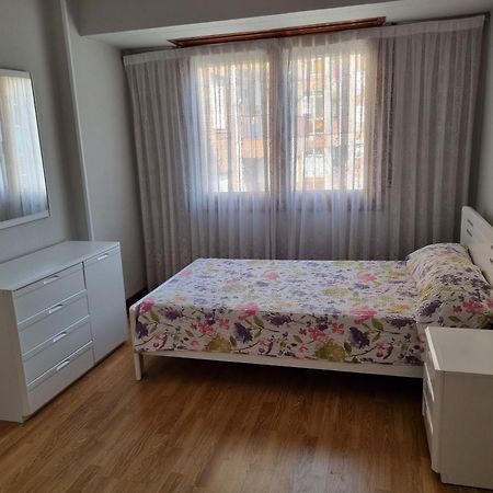 Ferienwohnung Apartamento Con Garaje Opcional Con 2 Banos Cerca Ayuntamiento Bilbao Exterior foto