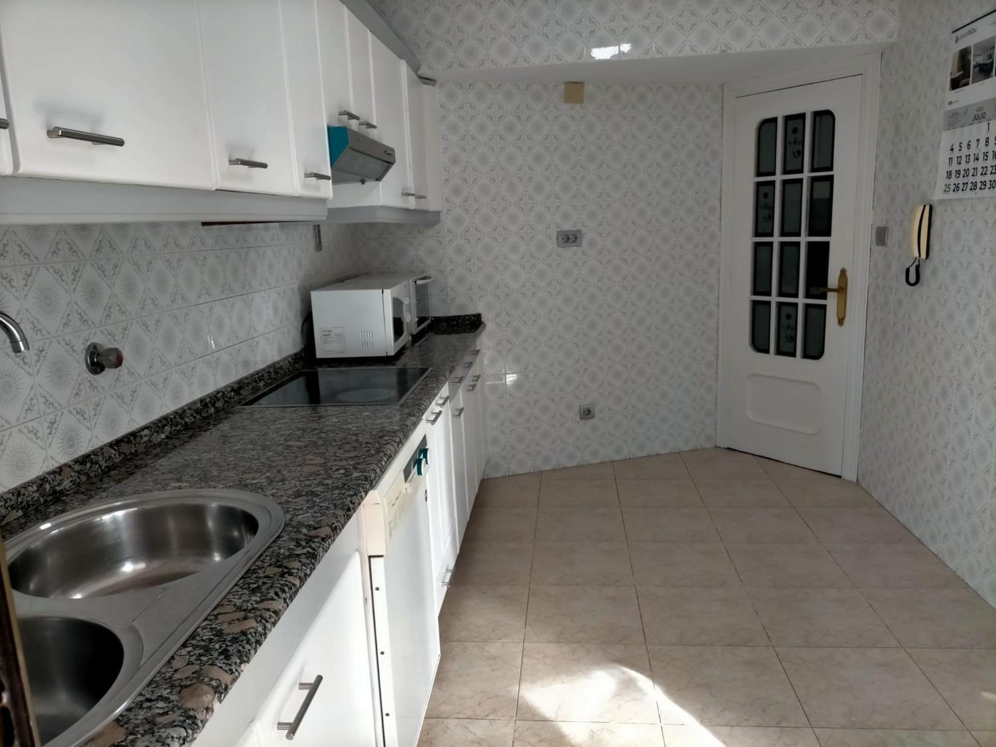 Ferienwohnung Apartamento Con Garaje Opcional Con 2 Banos Cerca Ayuntamiento Bilbao Exterior foto